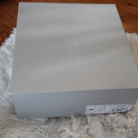 aerosoles epigram bootie